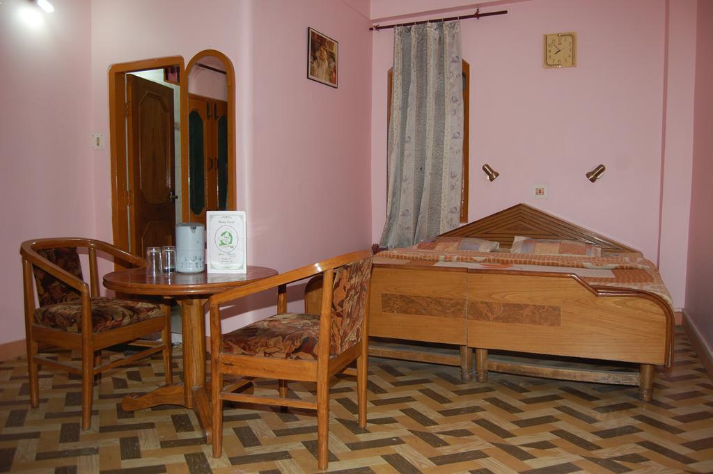 Hotel Ashish Inn Kandāghāt Δωμάτιο φωτογραφία