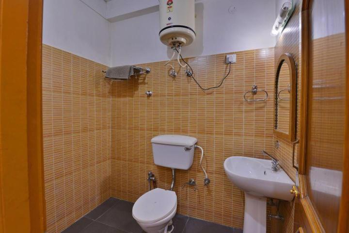 Hotel Ashish Inn Kandāghāt Εξωτερικό φωτογραφία