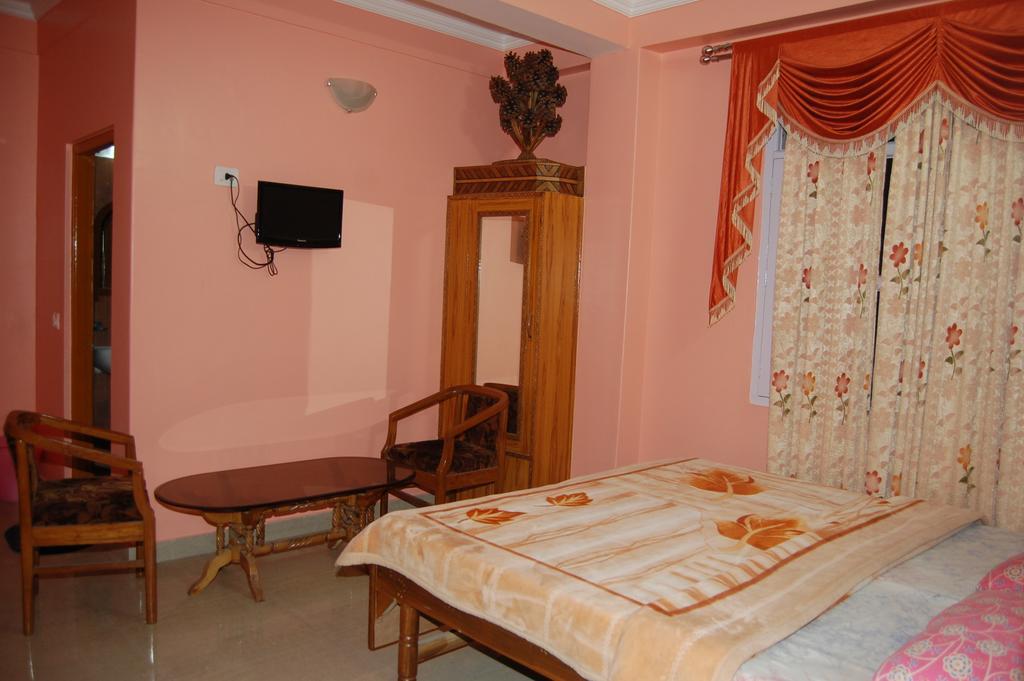 Hotel Ashish Inn Kandāghāt Δωμάτιο φωτογραφία