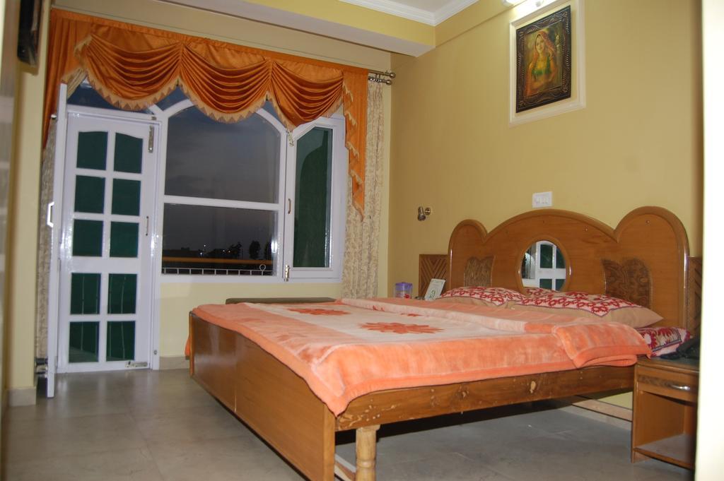 Hotel Ashish Inn Kandāghāt Δωμάτιο φωτογραφία