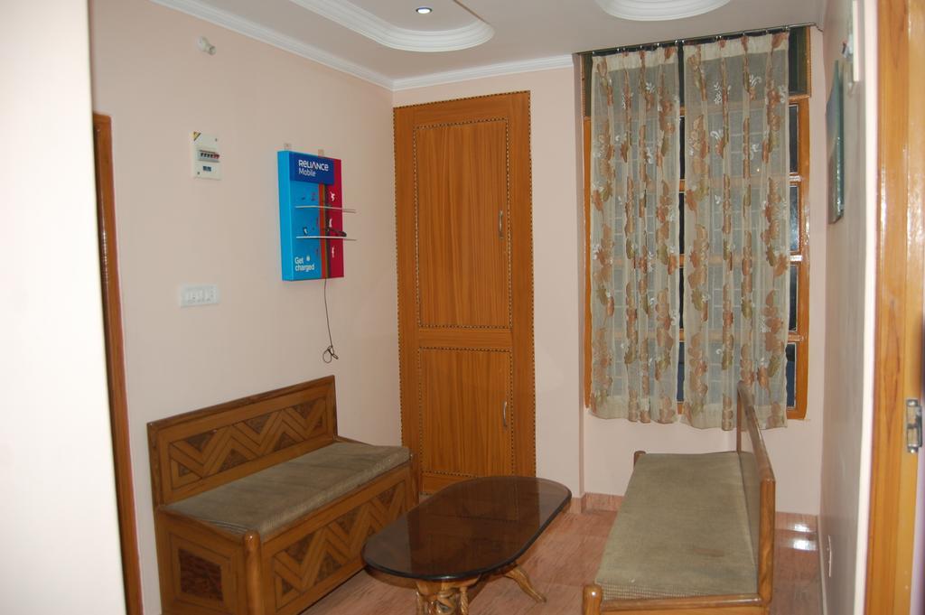 Hotel Ashish Inn Kandāghāt Εξωτερικό φωτογραφία