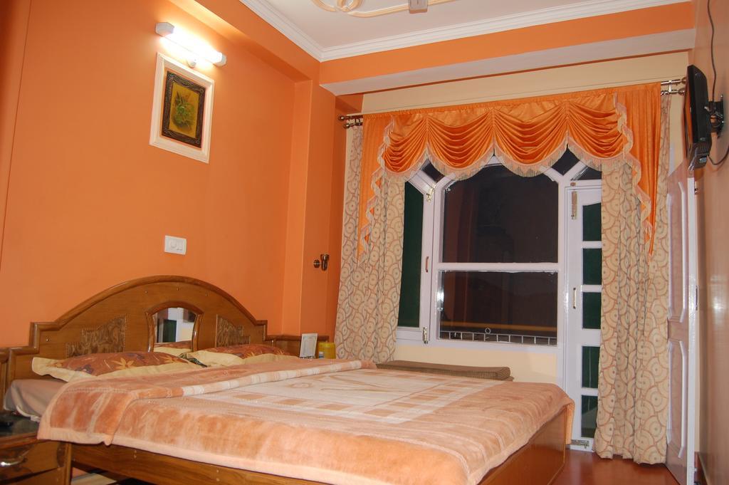 Hotel Ashish Inn Kandāghāt Δωμάτιο φωτογραφία